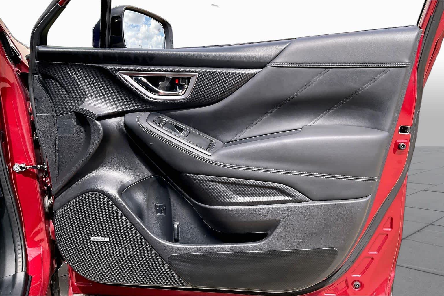 2019 Subaru Forester photo 22 of 34