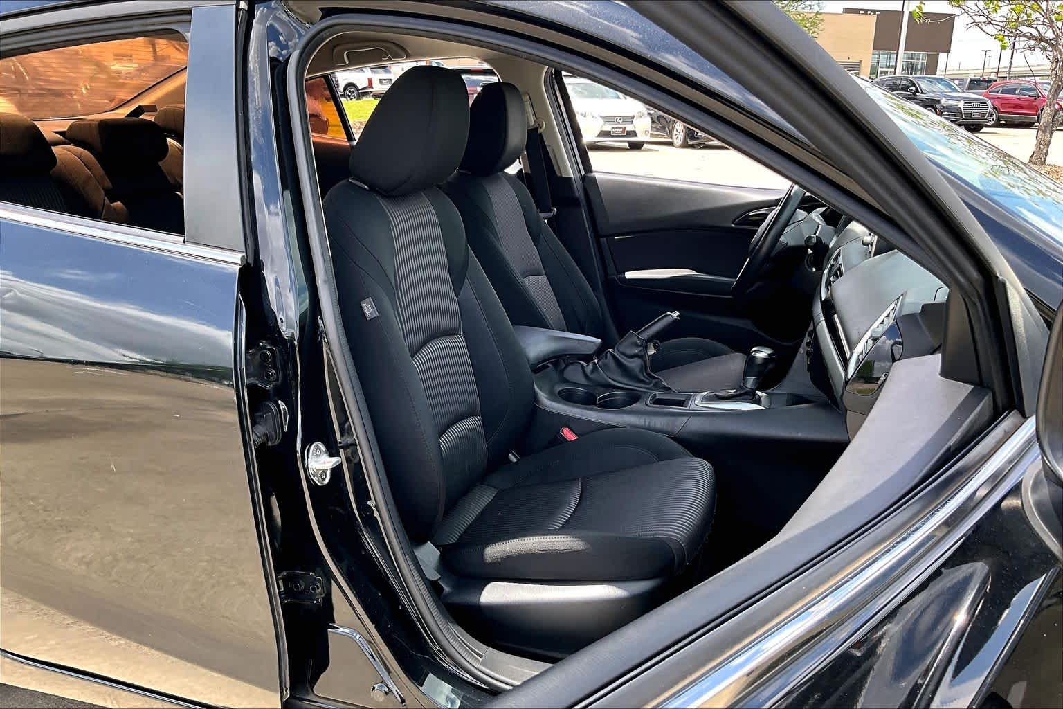 2014 Mazda Mazda3 i Touring - 7