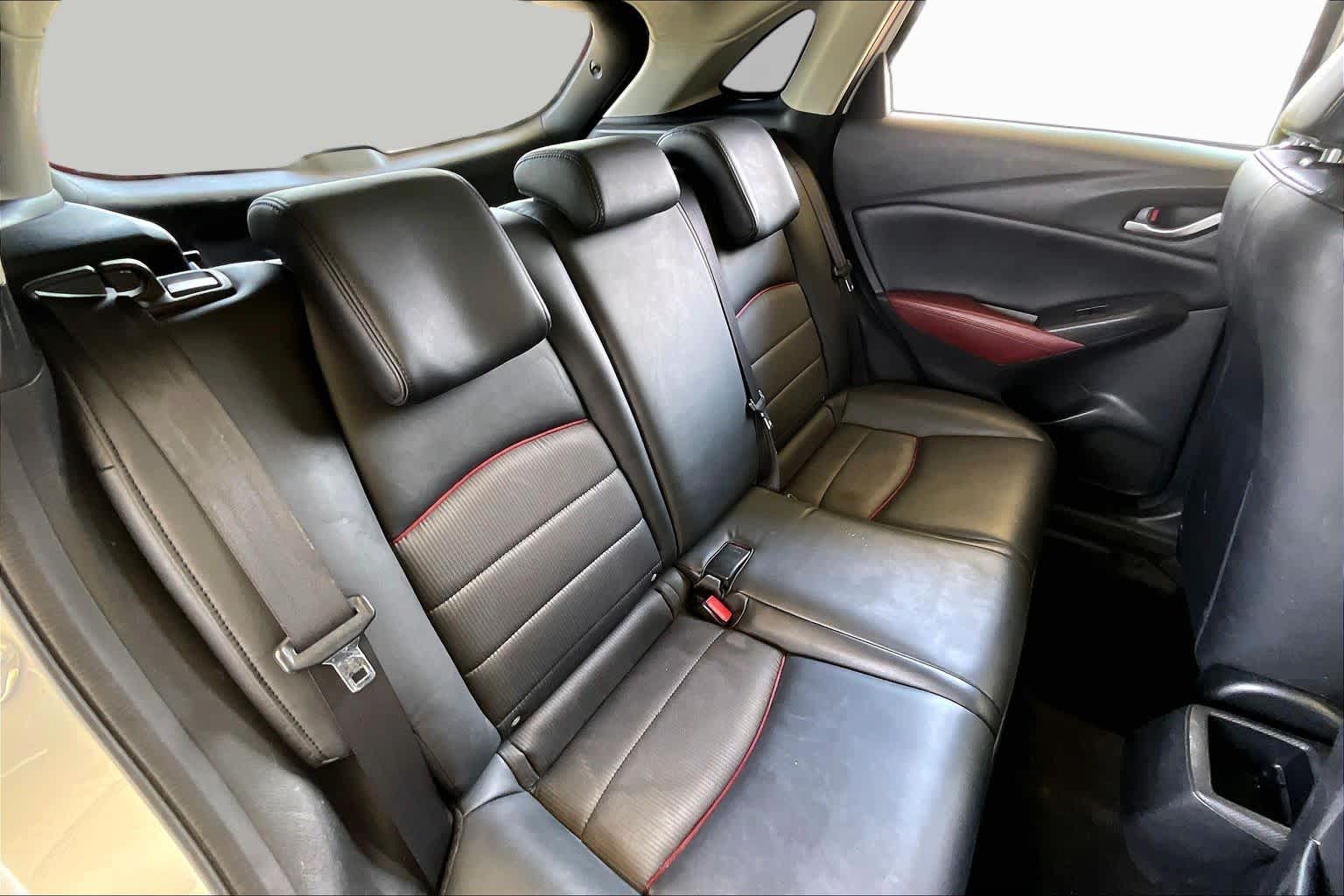 2016 Mazda CX-3 photo 18 of 35