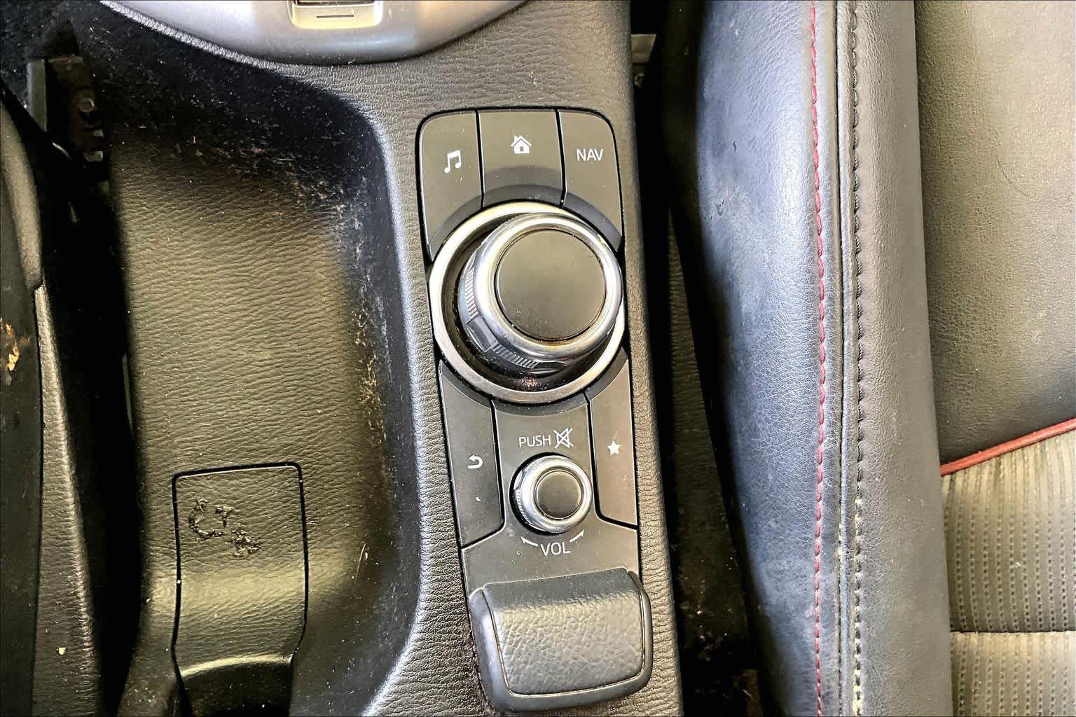2016 Mazda CX-3 photo 33 of 35