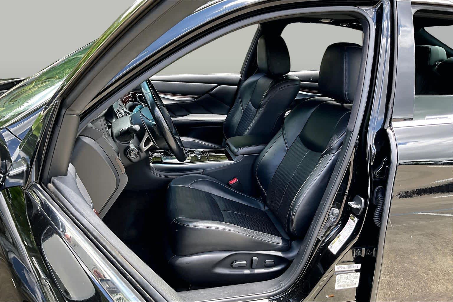 2015 INFINITI Q70  Black Obsidian at Texan GMC Buick