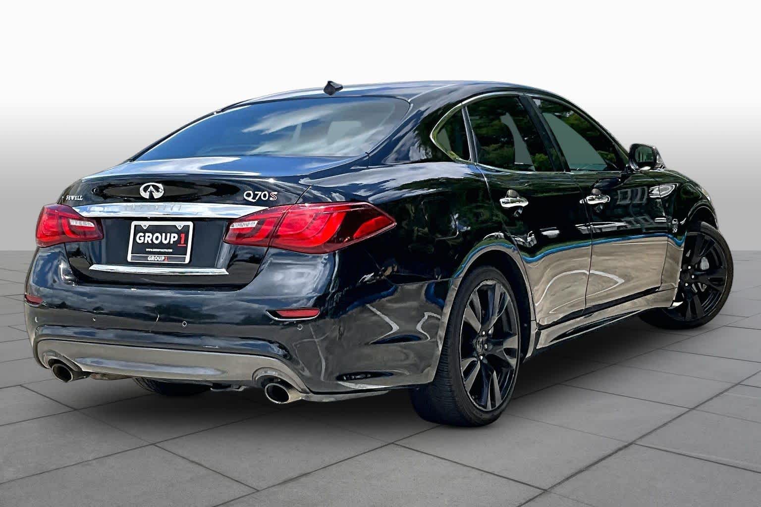 2015 INFINITI Q70  Black Obsidian at Texan GMC Buick
