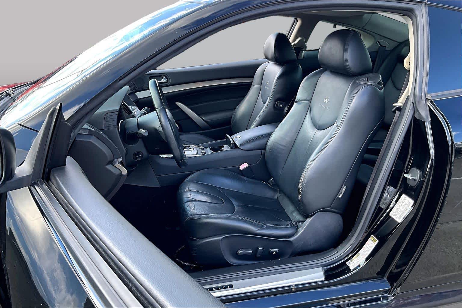 2011 INFINITI G37 Coupe Journey - 6