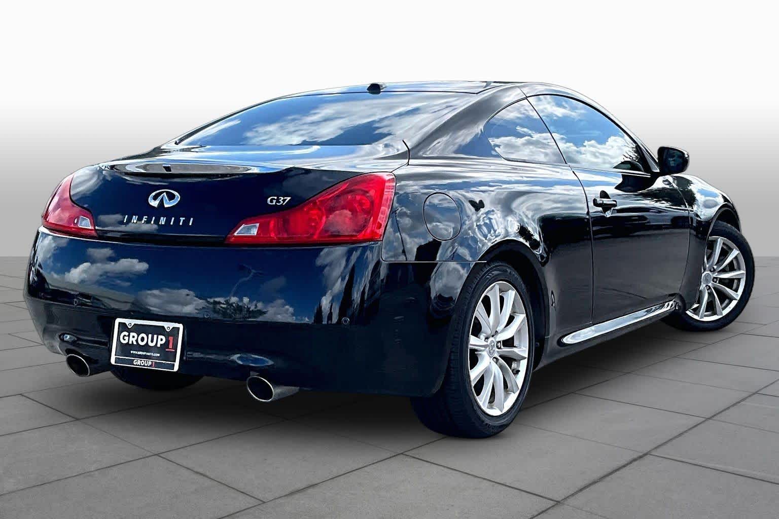 2011 INFINITI G37 Coupe Journey - 10