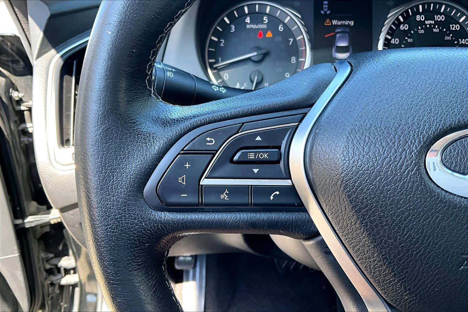 2019 INFINITI Q50 photo 22 of 35
