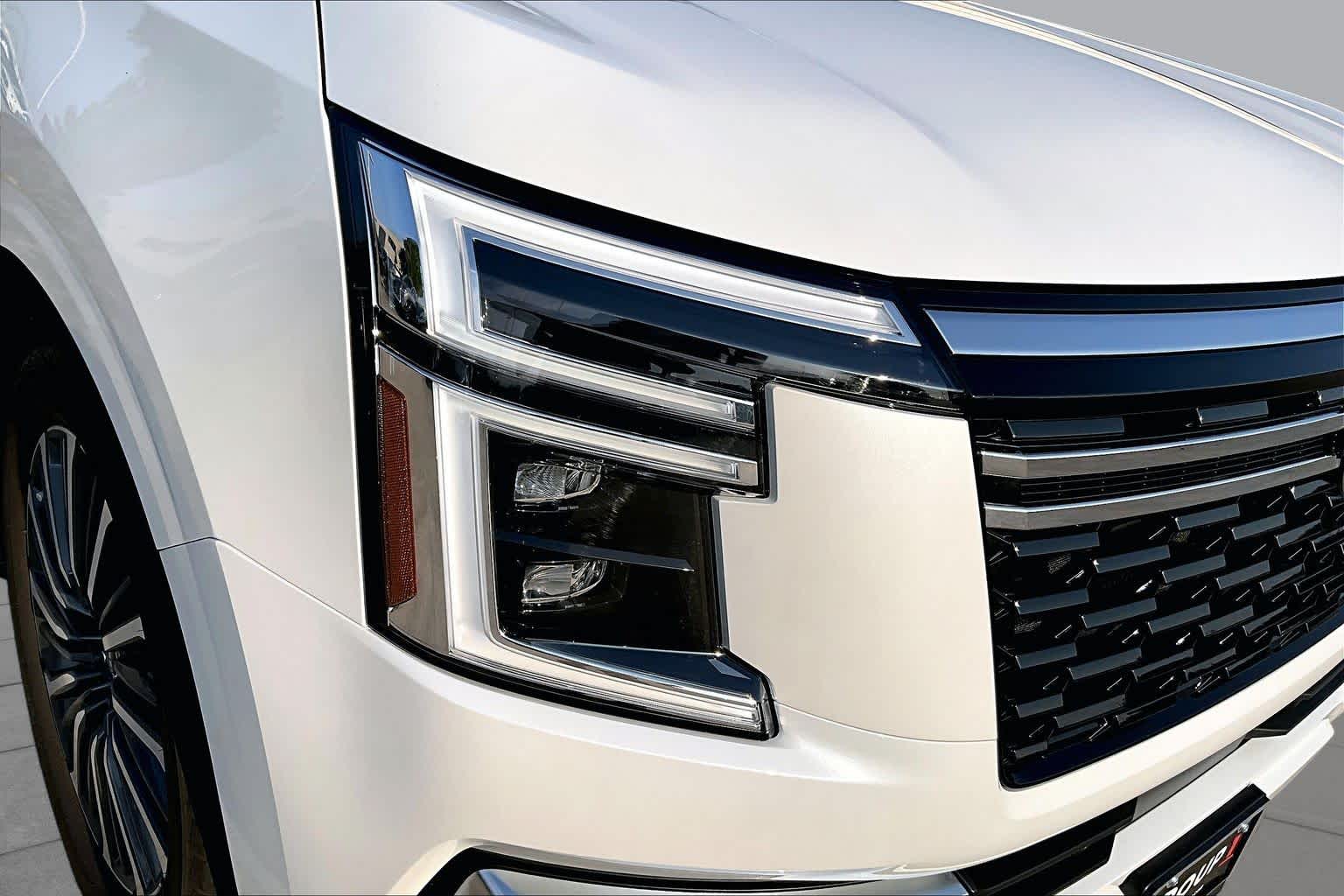 2025 Nissan Armada Platinum Reserve Everest White Pearl Tricoat at Sterling McCall Nissan