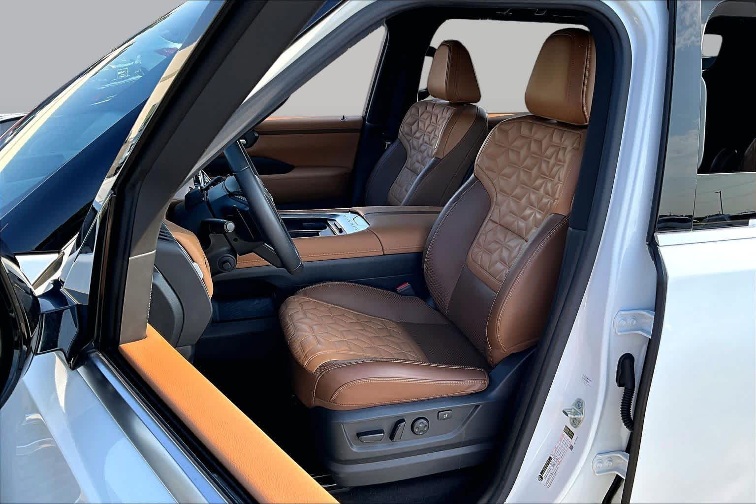 2025 Nissan Armada Platinum Reserve Everest White Pearl Tricoat at Sterling McCall Nissan