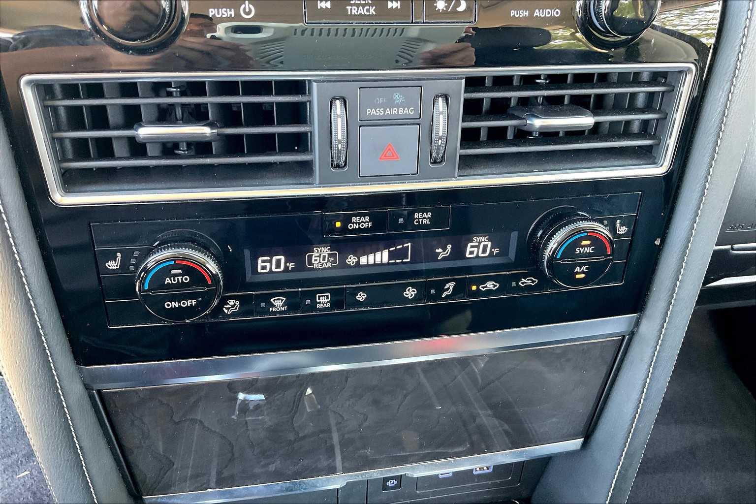 2022 INFINITI QX80 LUXE Black Obsidian at AutoNation USA Katy