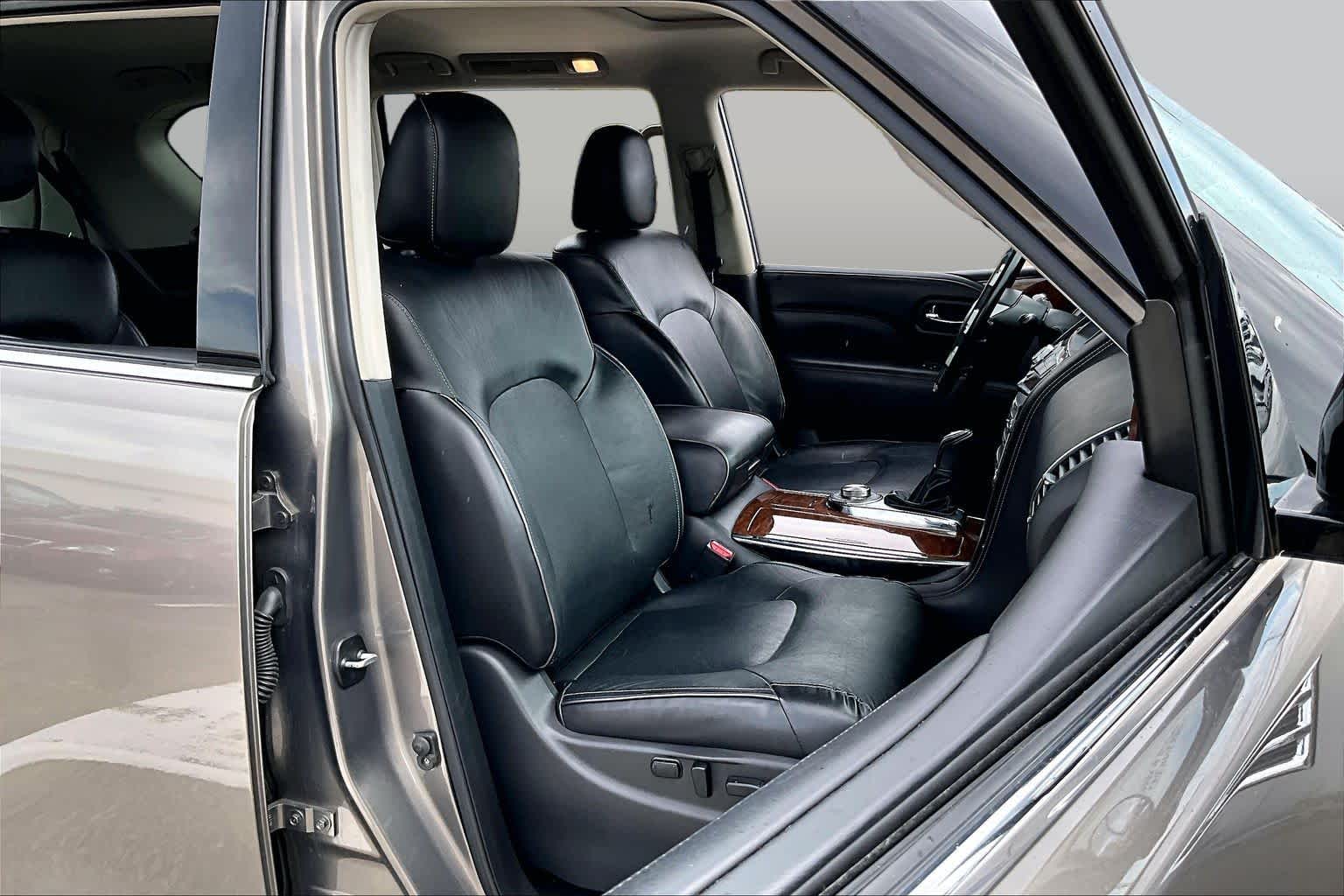 2019 INFINITI QX80 photo 8 of 34