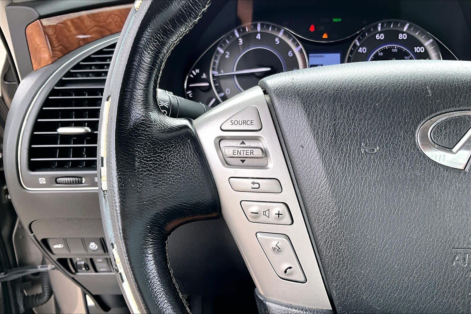 2019 INFINITI QX80 photo 21 of 34