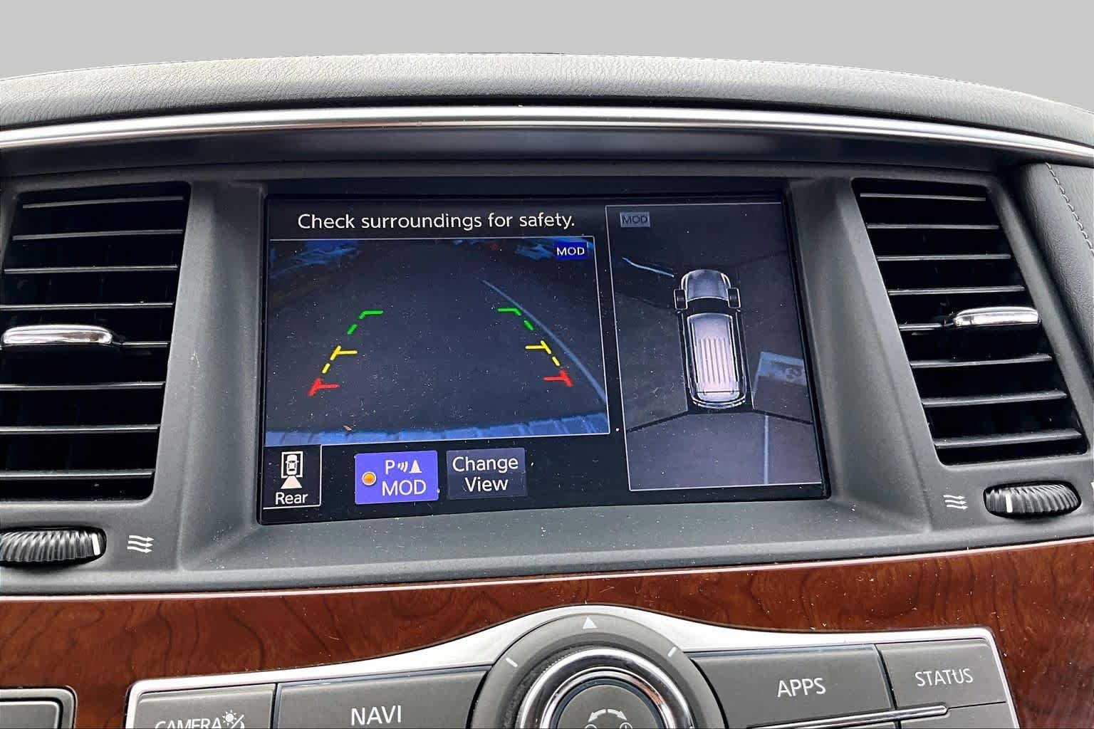 2019 INFINITI QX80 photo 24 of 34