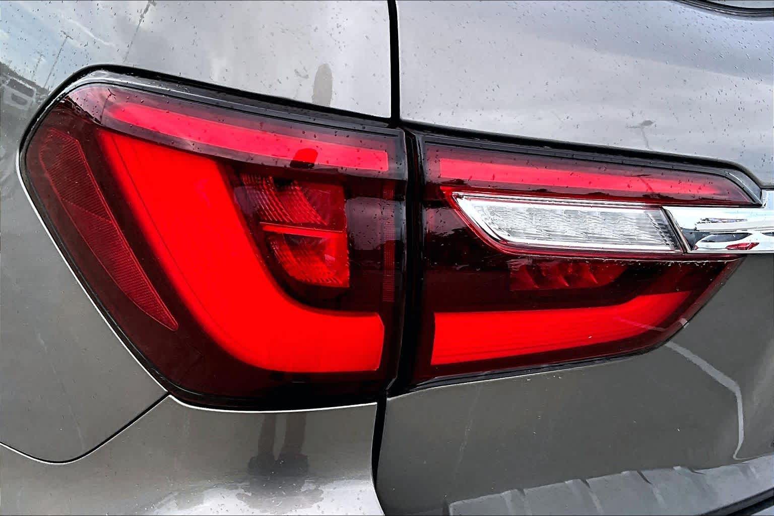 2019 INFINITI QX80 photo 26 of 34