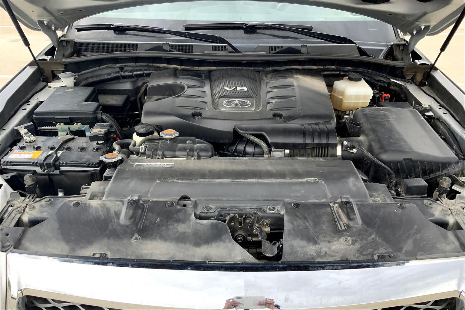 2019 INFINITI QX80 photo 33 of 37