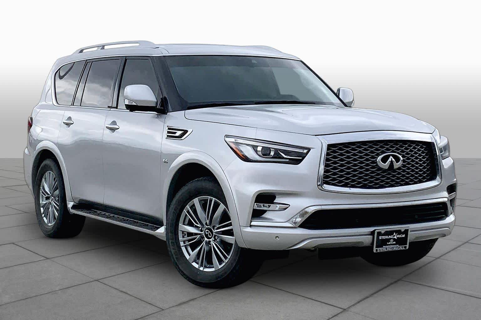 2019 INFINITI QX80 photo 3 of 37