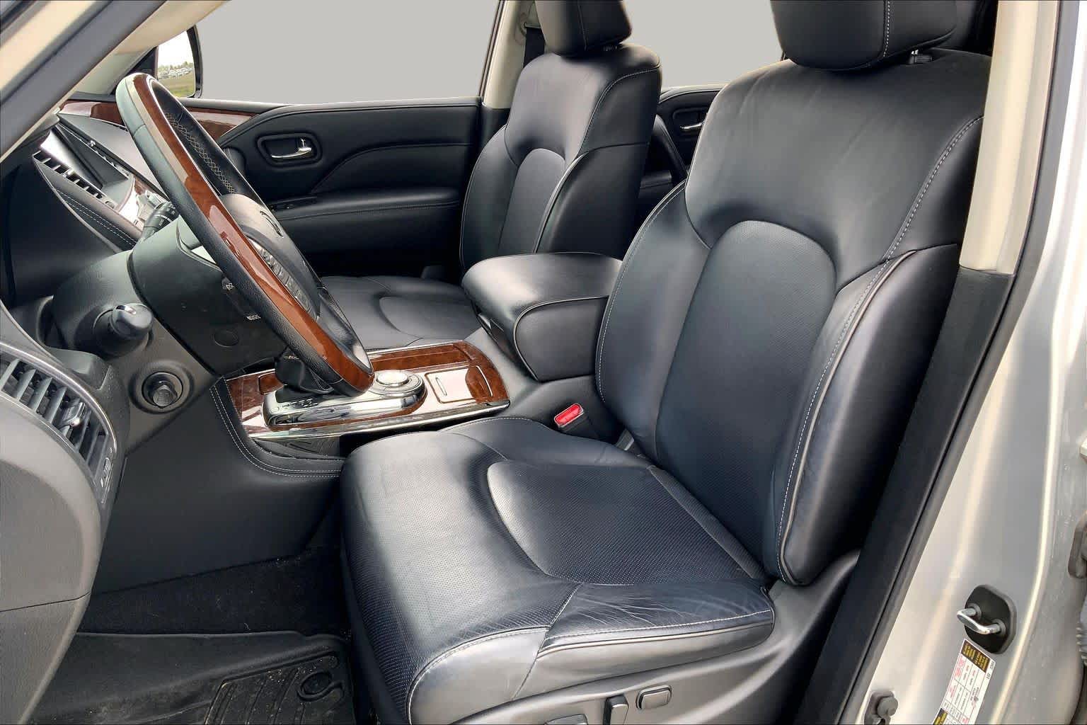2019 INFINITI QX80 photo 8 of 37