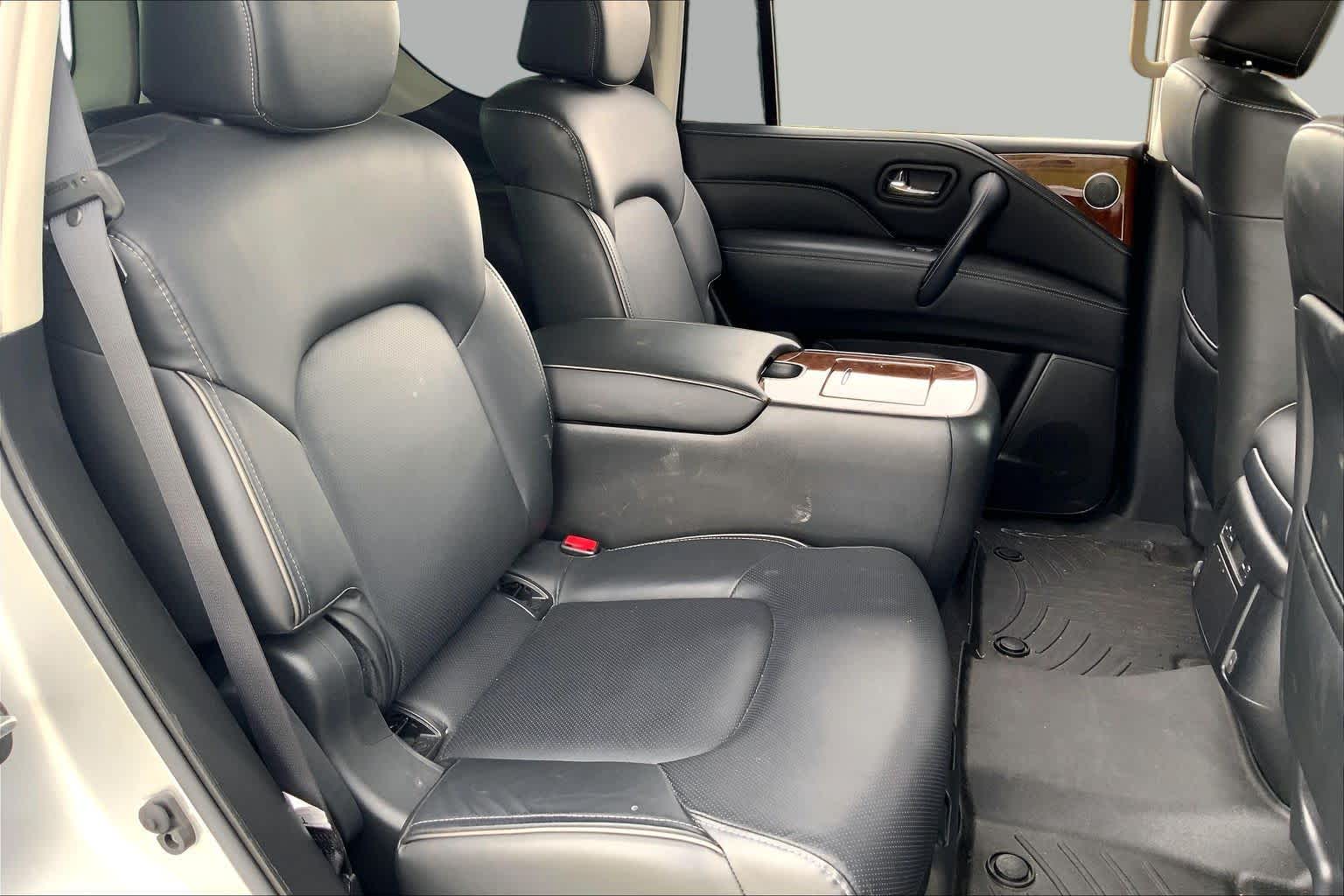 2019 INFINITI QX80 photo 20 of 37