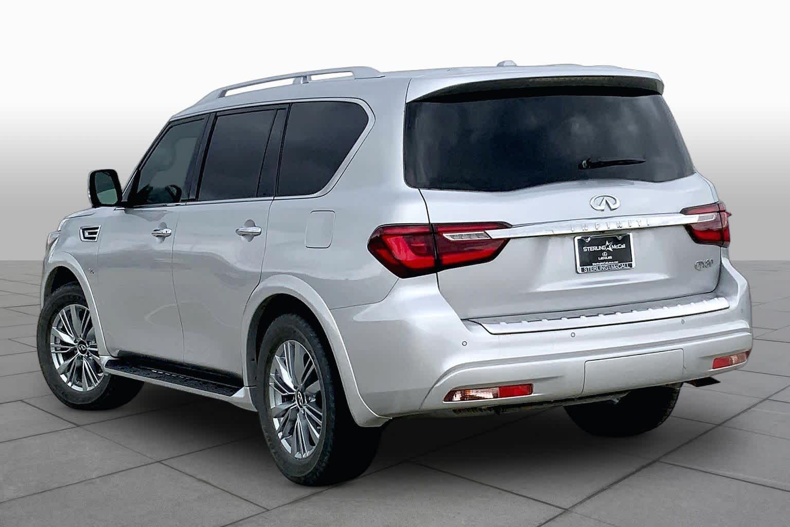 2019 INFINITI QX80 photo 12 of 37