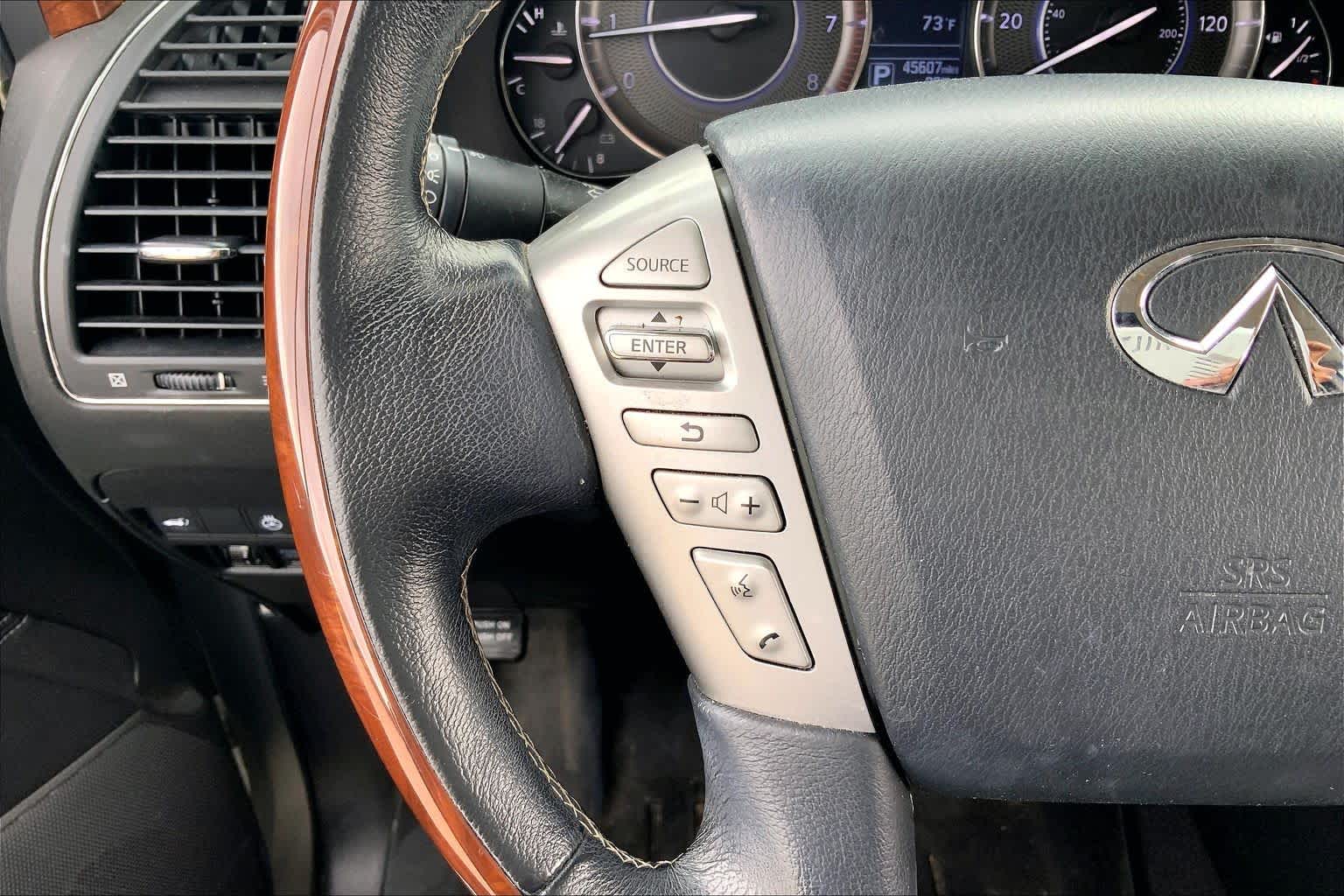 2019 INFINITI QX80 photo 24 of 37