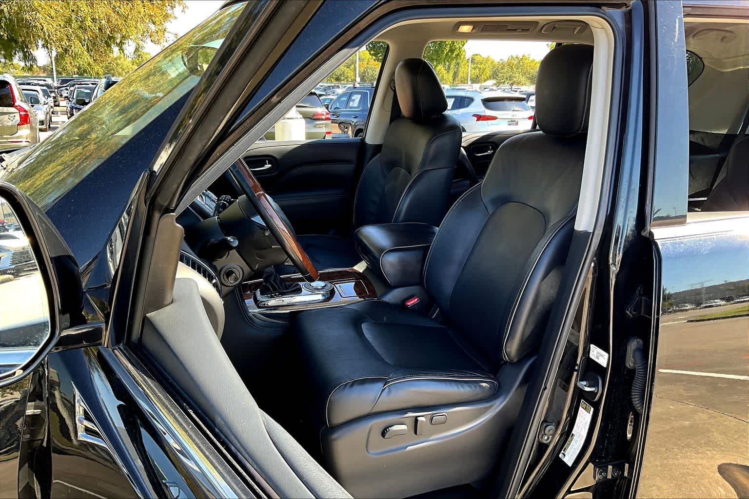 2019 INFINITI QX80 LUXE Black Obsidian at AutoNation Ford Gulf Fwy