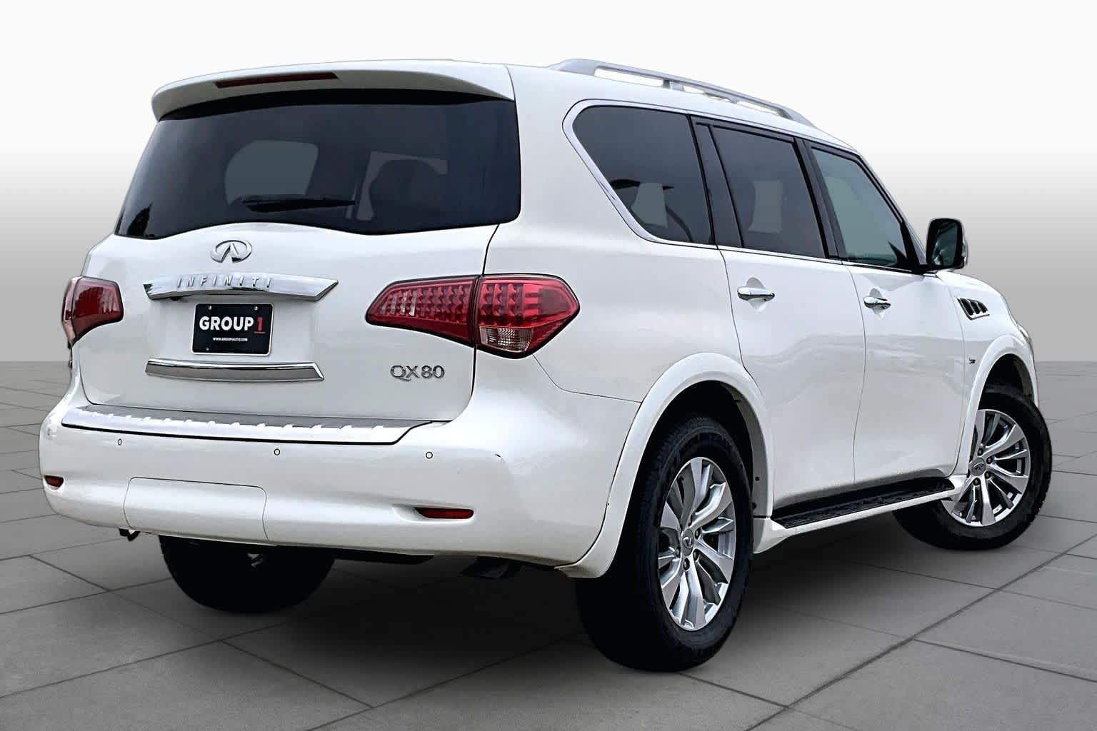 2017 INFINITI QX80  Majestic White at Beck & Masten Kia