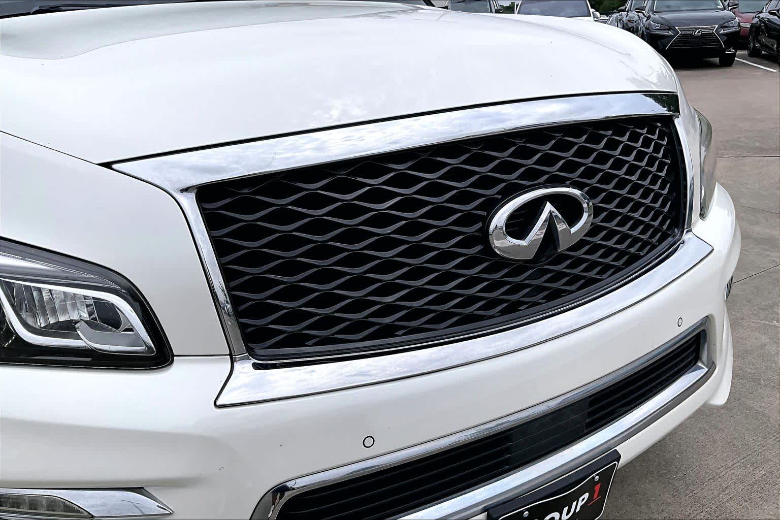 2017 INFINITI QX80  Majestic White at Beck & Masten Kia