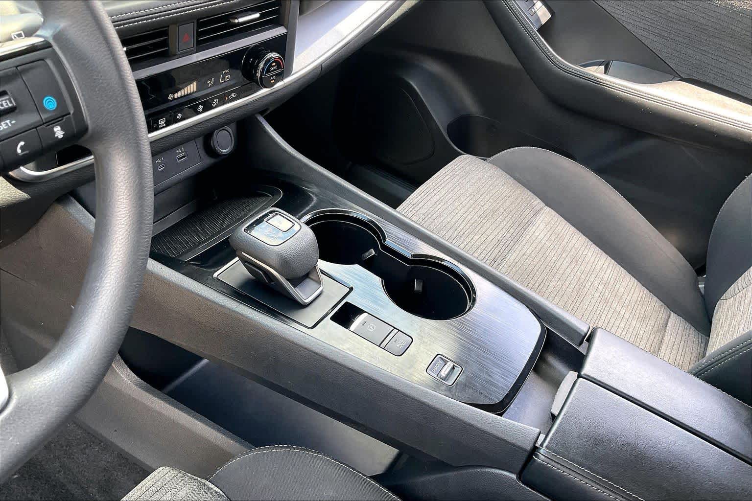 2023 Nissan Rogue SV Gun Metallic at HGreg Houston