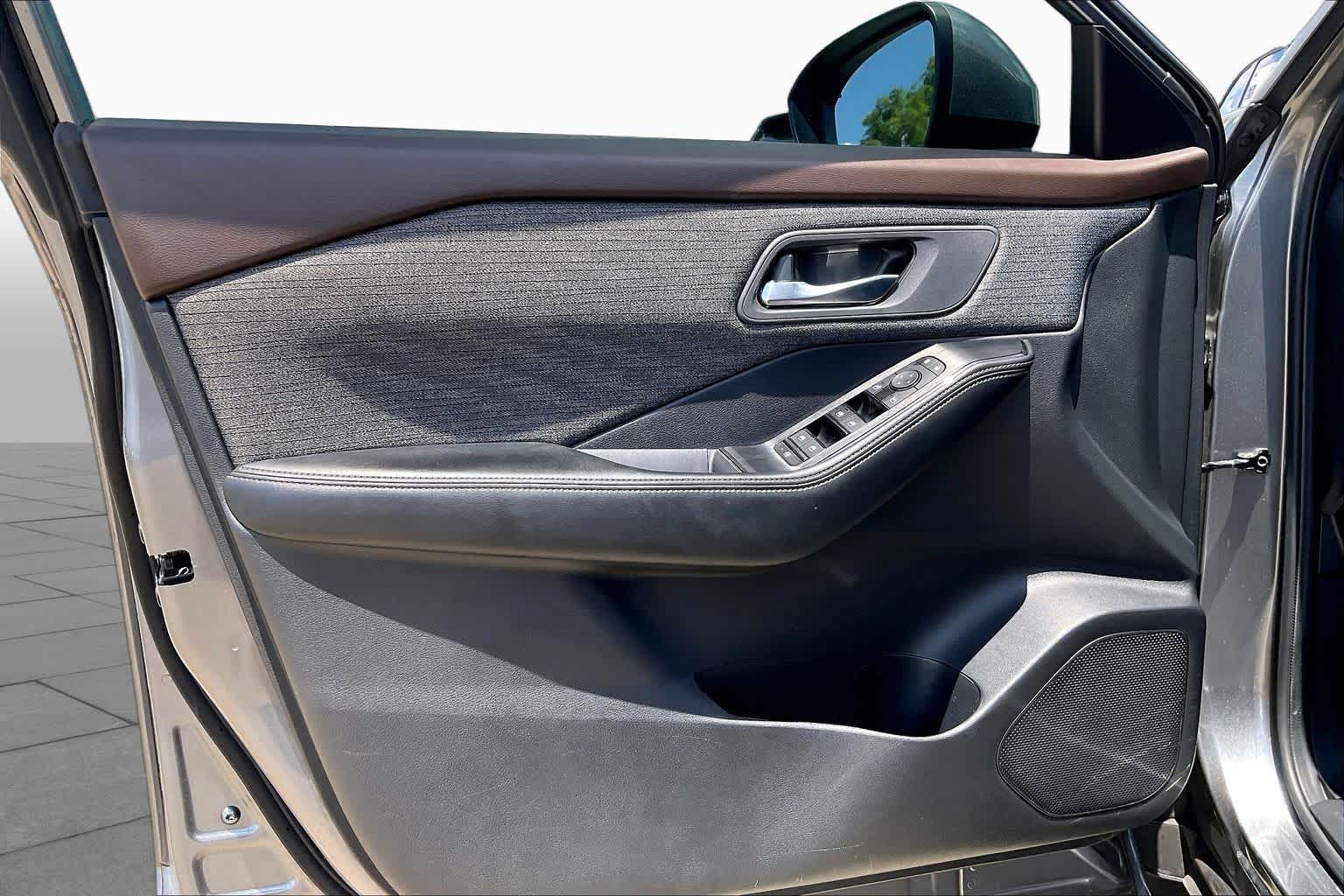 2023 Nissan Rogue SV Gun Metallic at HGreg Houston