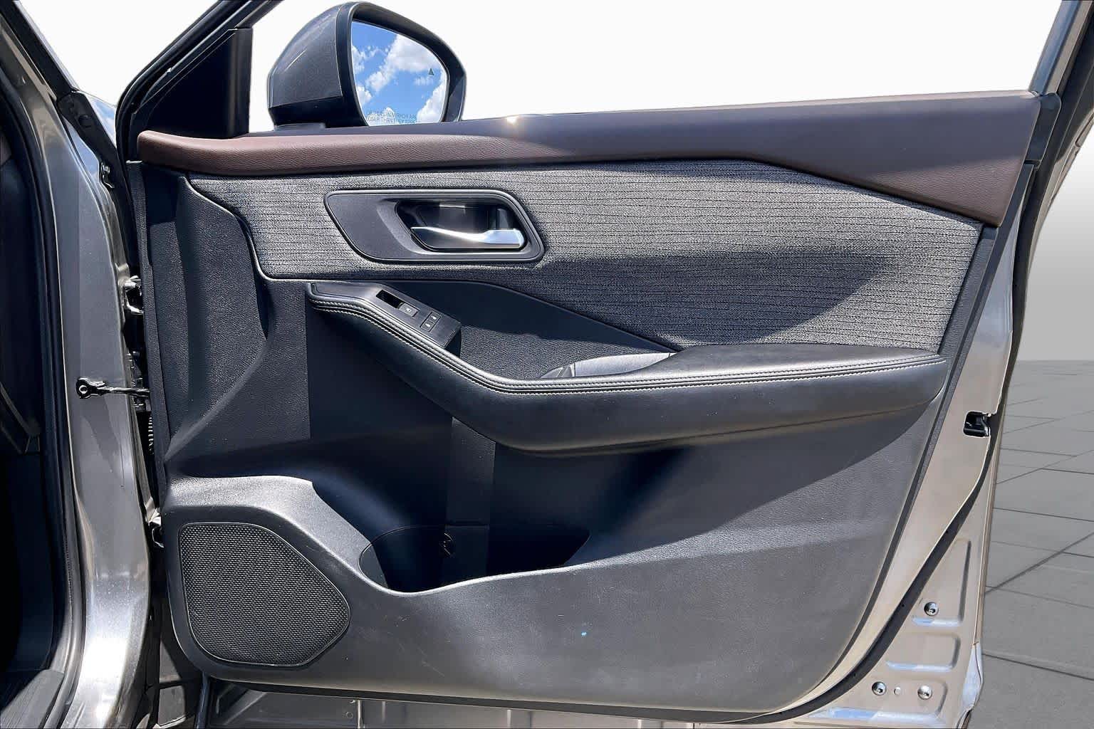 2023 Nissan Rogue SV Gun Metallic at HGreg Houston