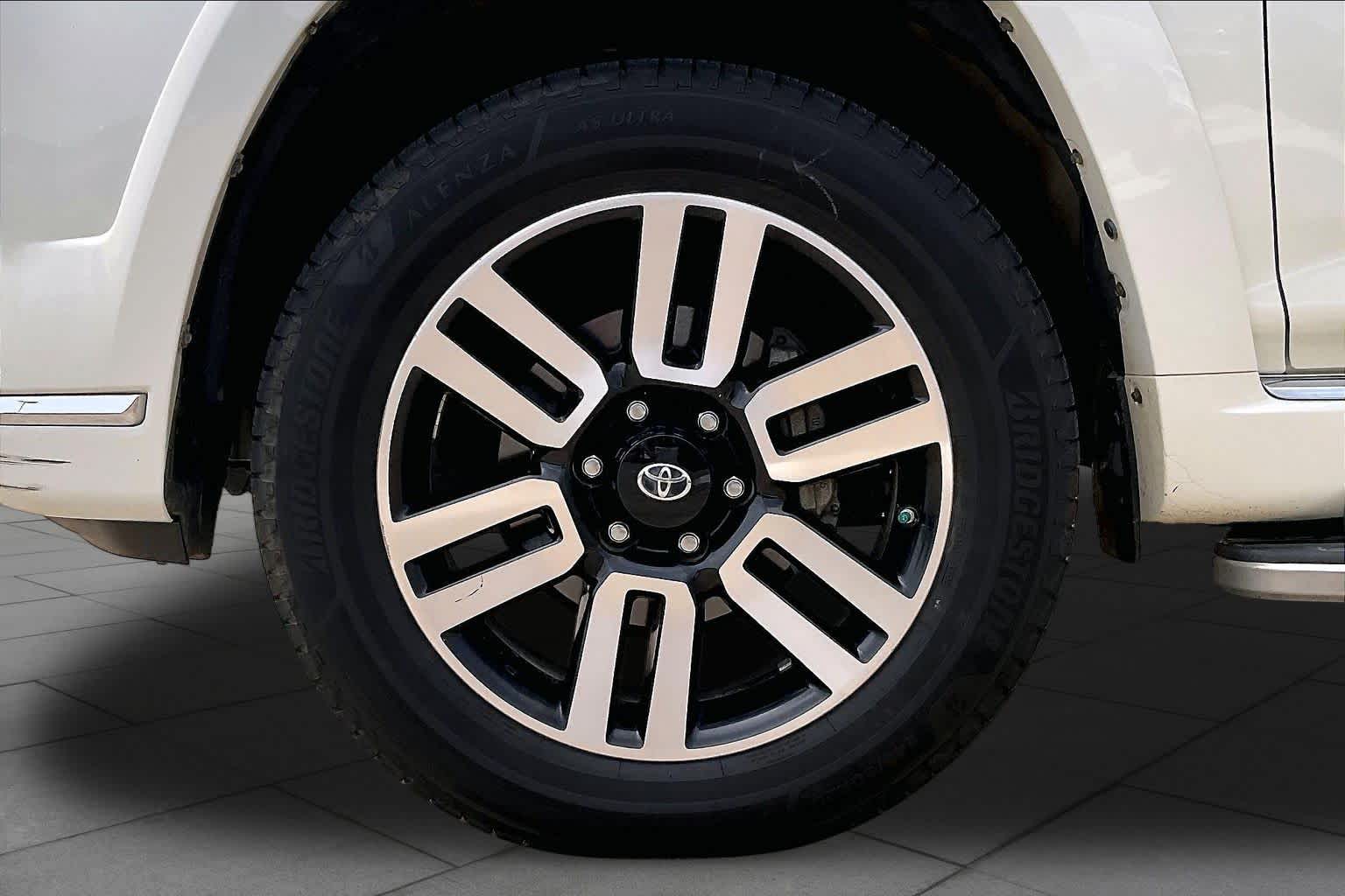 2016 Toyota 4Runner Limited Blizzard Pearl at Group 1 Toyota Southwest