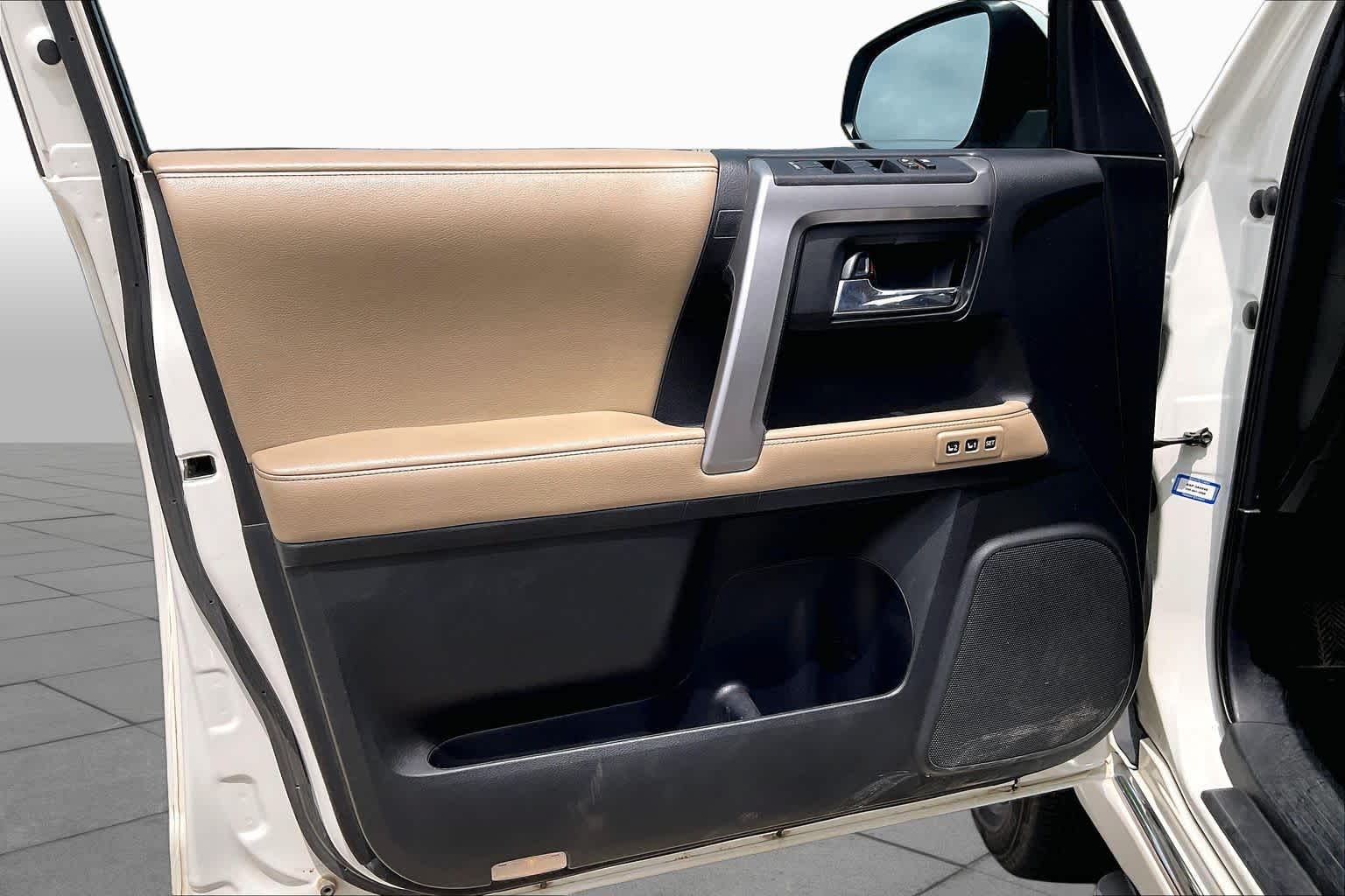 2016 Toyota 4Runner Limited Blizzard Pearl at Group 1 Toyota Southwest