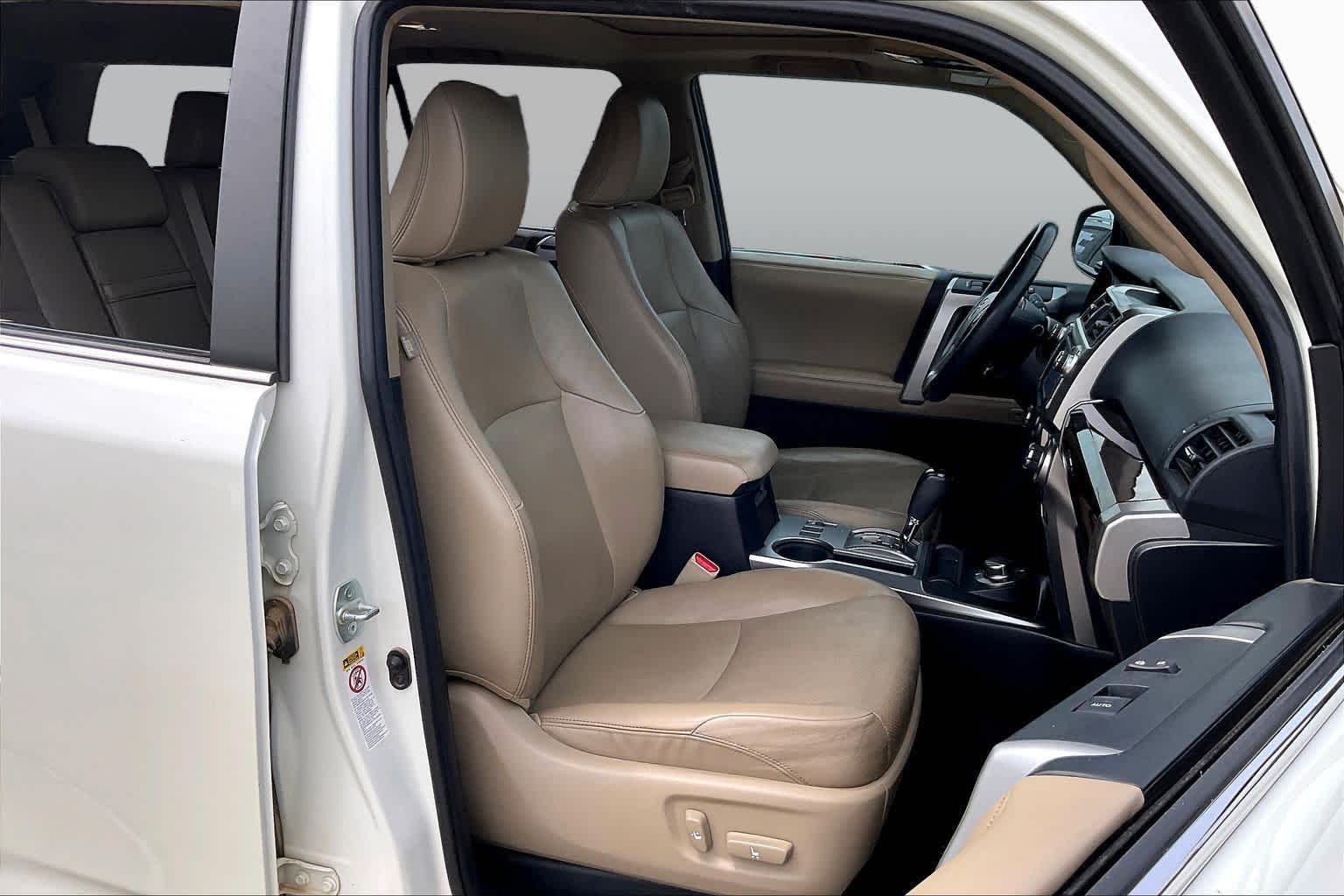 2016 Toyota 4Runner Limited Blizzard Pearl at Group 1 Toyota Southwest