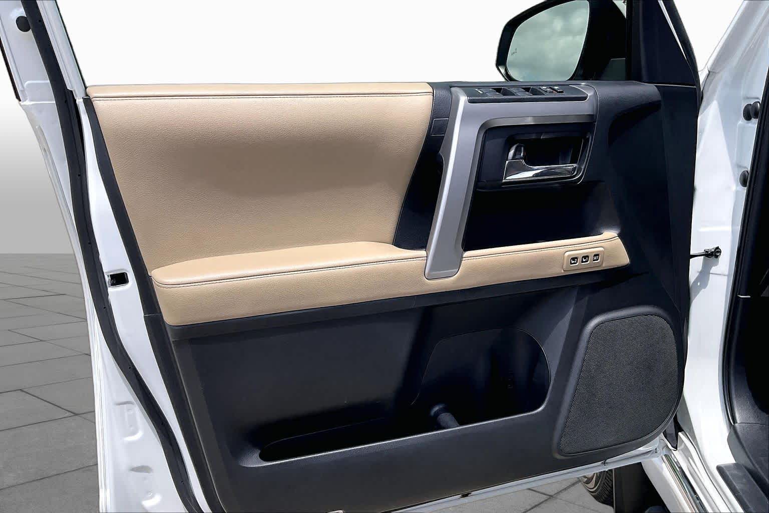 2024 Toyota 4Runner Limited Wind Chill Pearl at Group 1 Toyota Southwest
