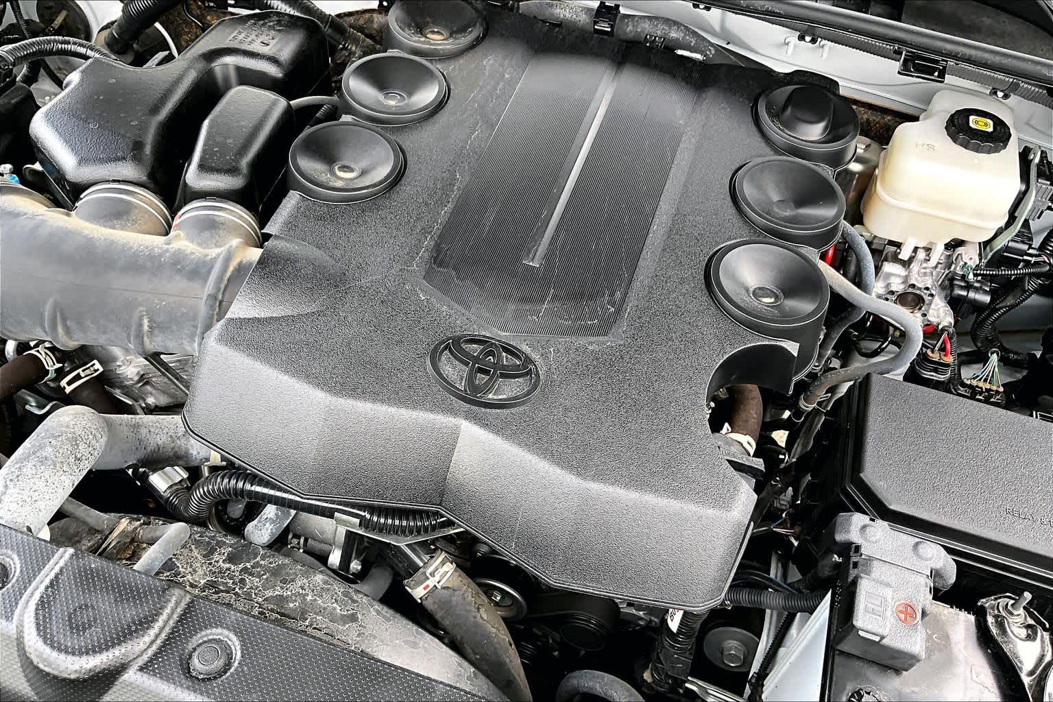 2024 Toyota 4Runner Limited Wind Chill Pearl at Group 1 Toyota Southwest