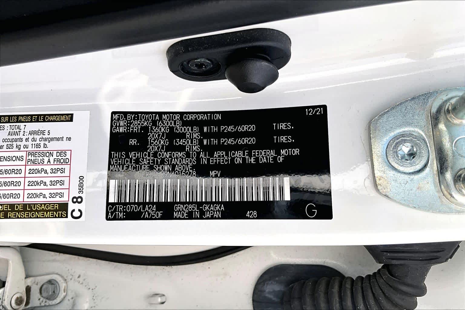 2022 Toyota 4Runner Limited Blizzard Pearl at Sterling McCall Acura