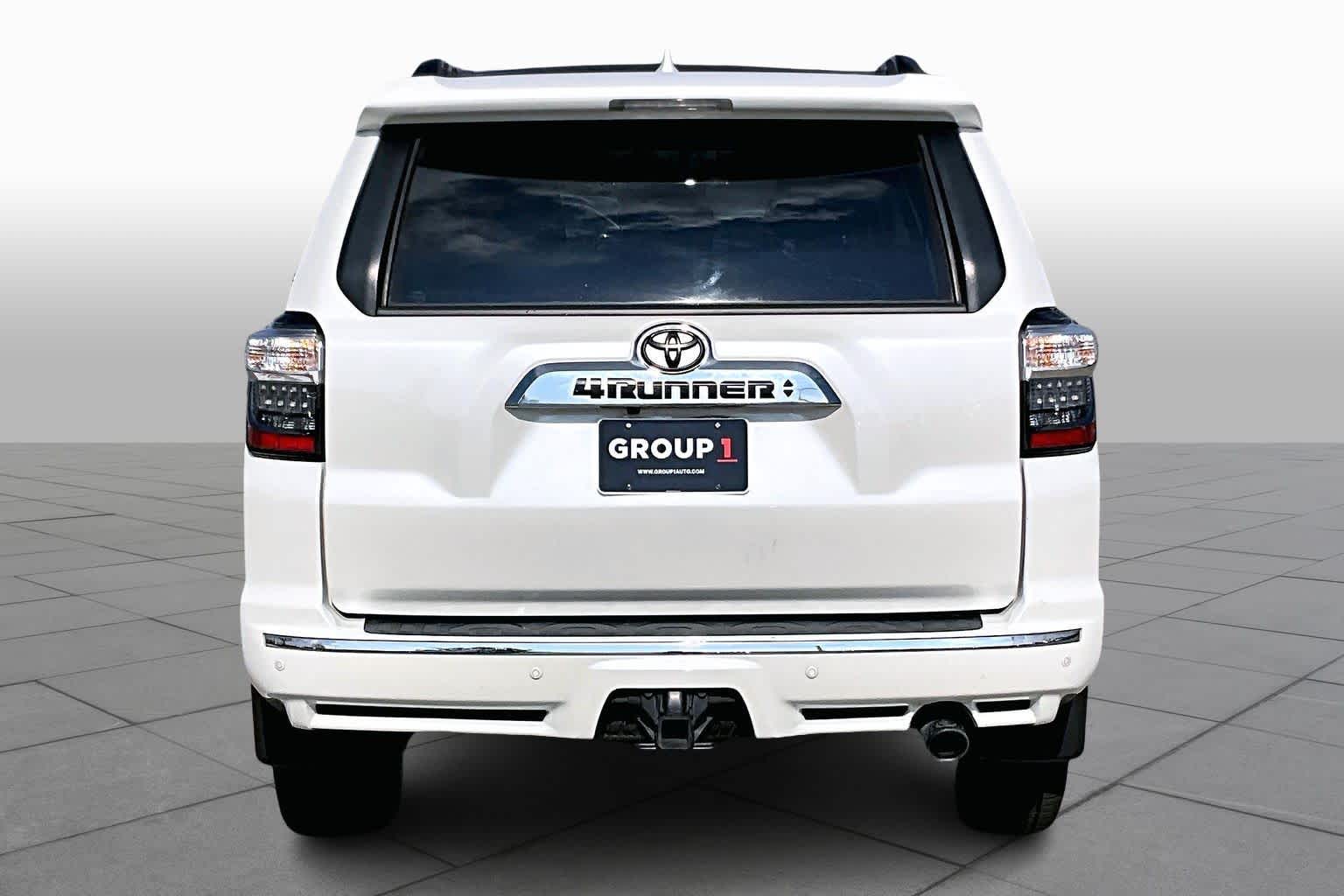 2022 Toyota 4Runner Limited Blizzard Pearl at Sterling McCall Acura