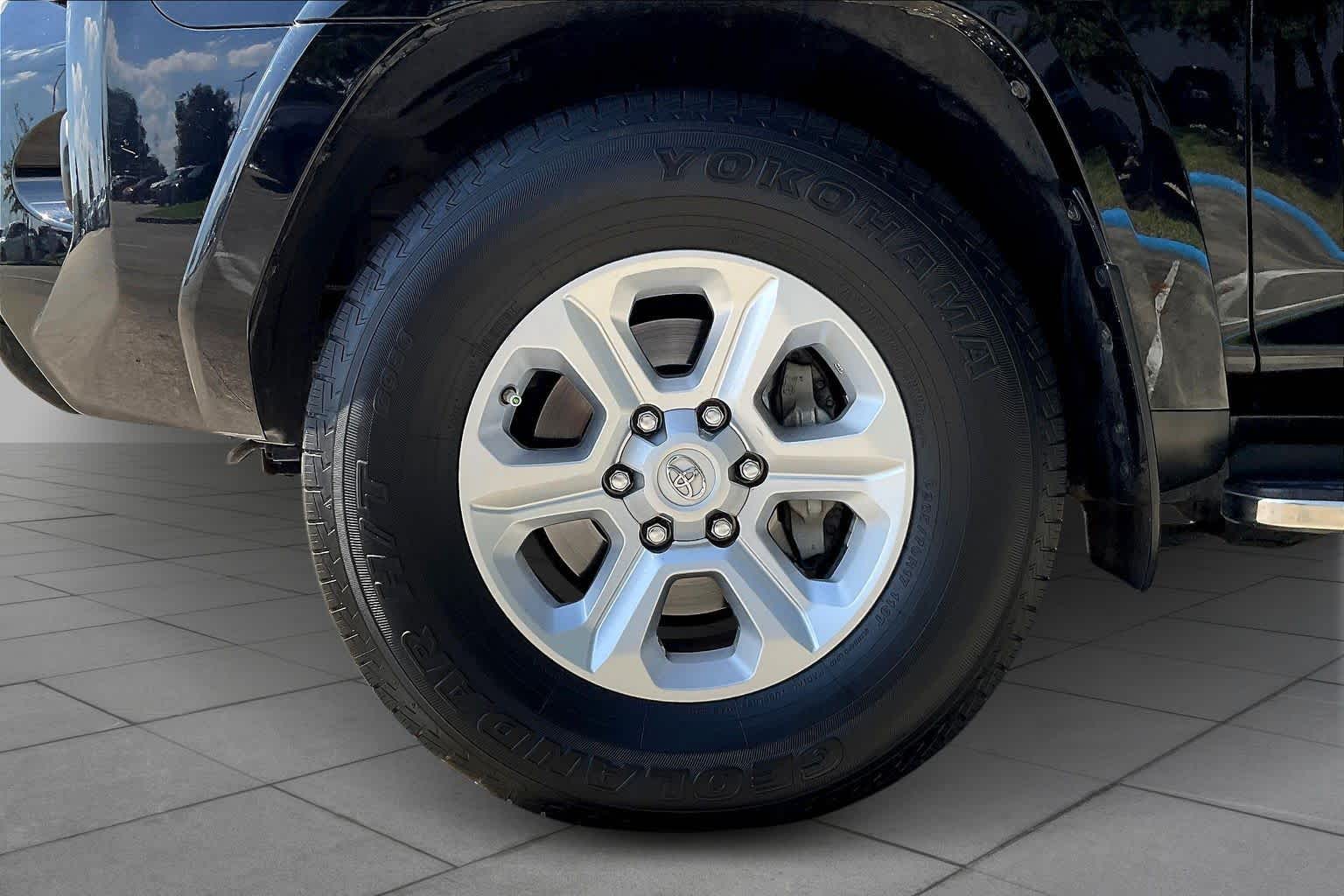 2019 Toyota 4Runner SR5 Midnight Black Metallic at AutoNation USA Houston