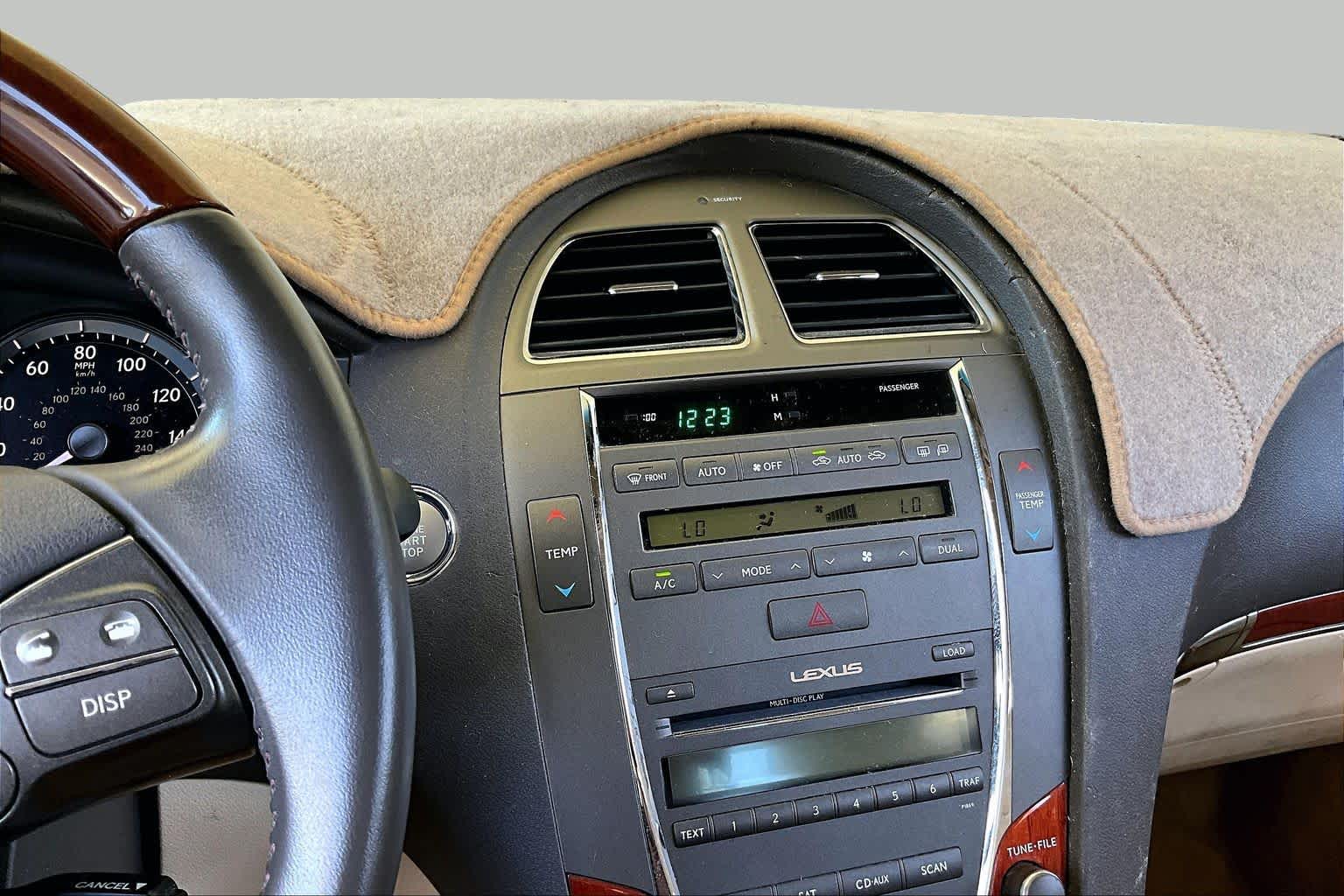 2012 Lexus ES 350 photo 6 of 32