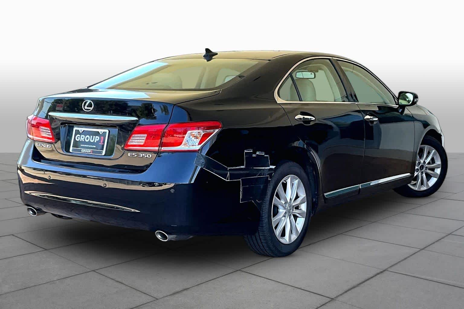 2012 Lexus ES 350 photo 11 of 32