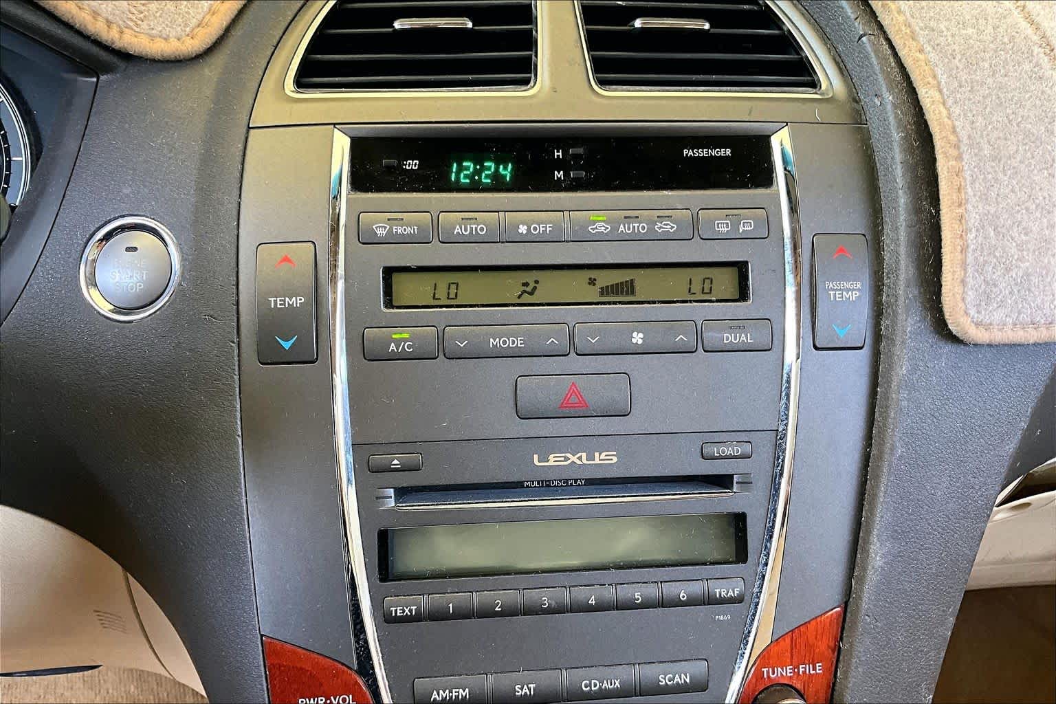 2012 Lexus ES 350 photo 30 of 32