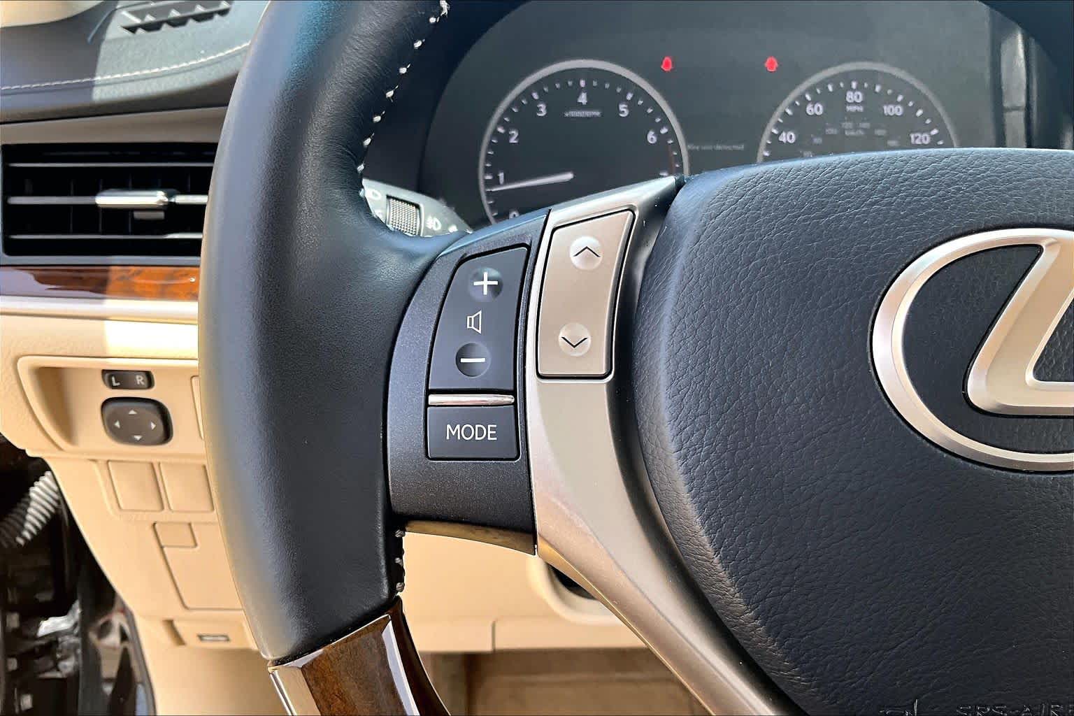 2014 Lexus ES 350  Obsidian at Sterling McCall Nissan