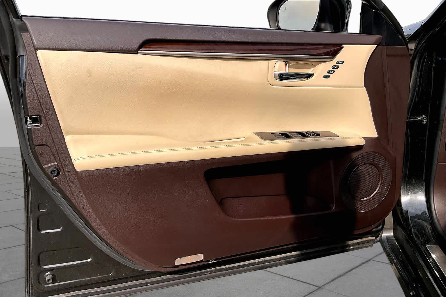 2016 Lexus ES 350  Caviar at Lexus of Clear Lake