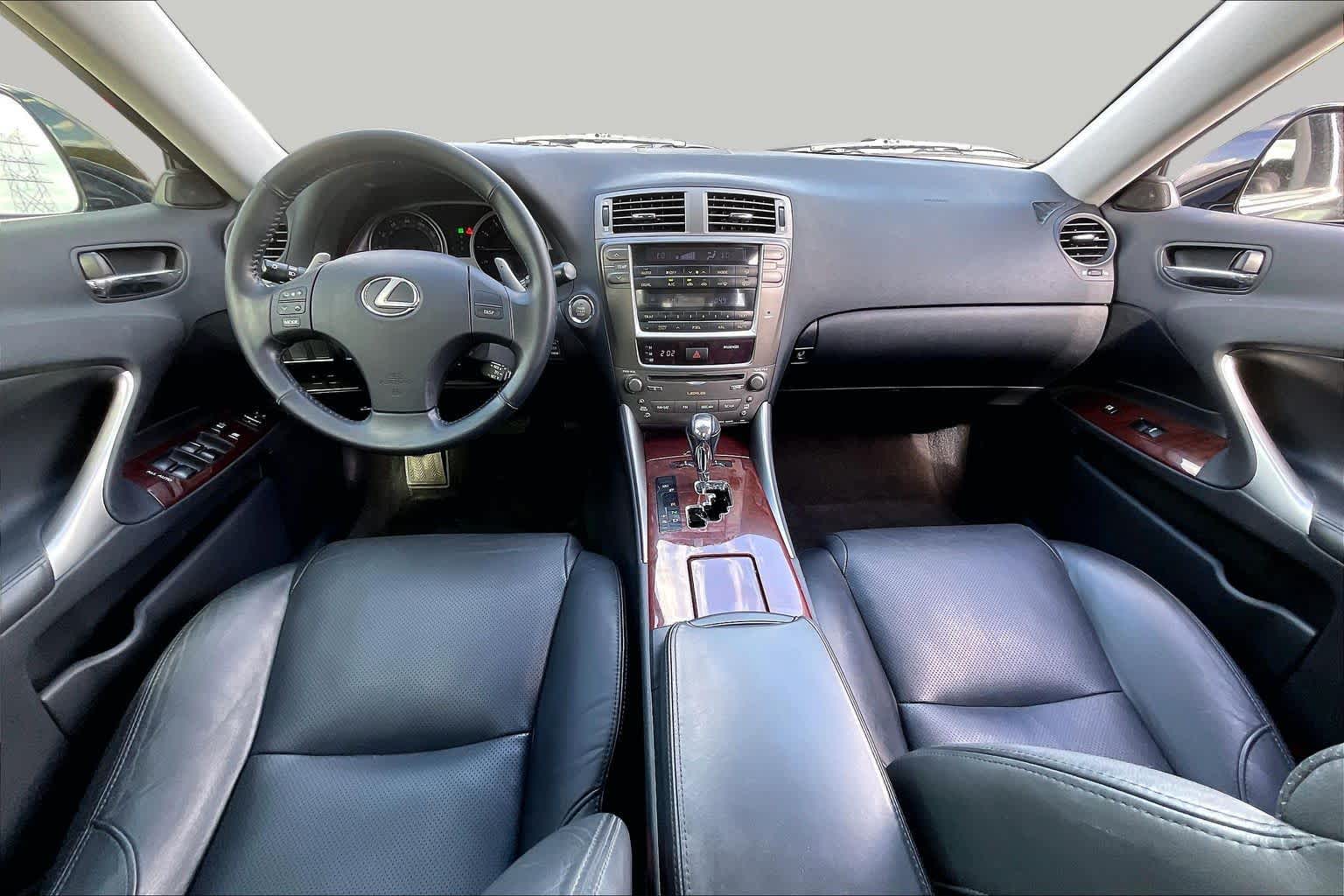 2007 Lexus IS 250 photo 12 of 30