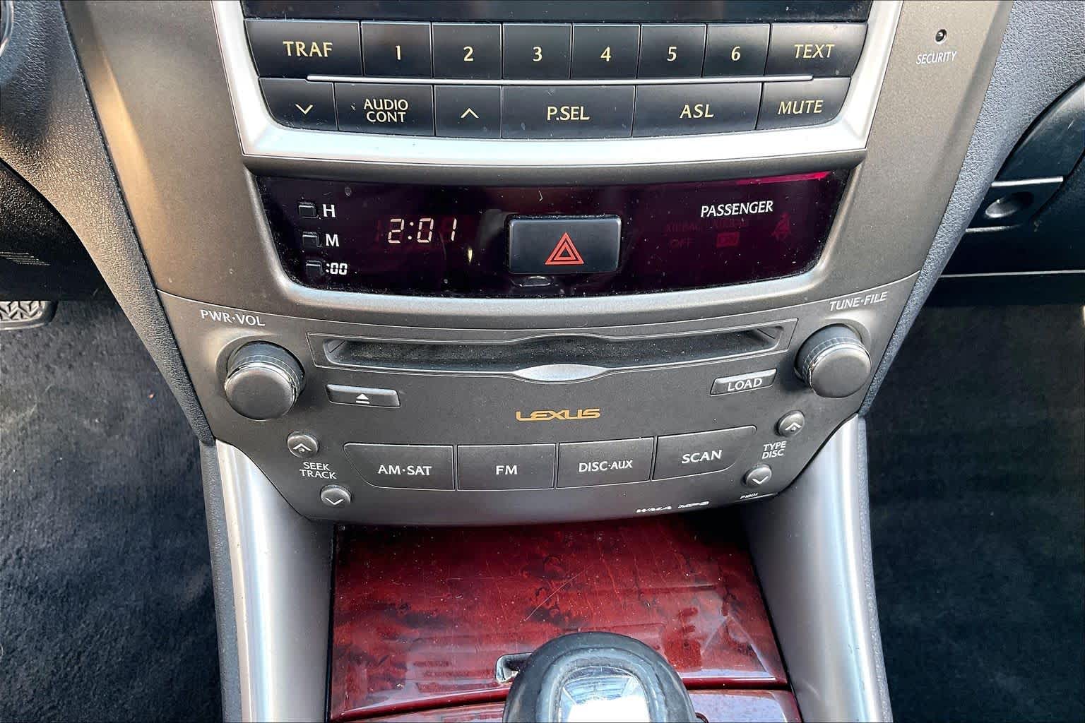 2007 Lexus IS 250 photo 28 of 30