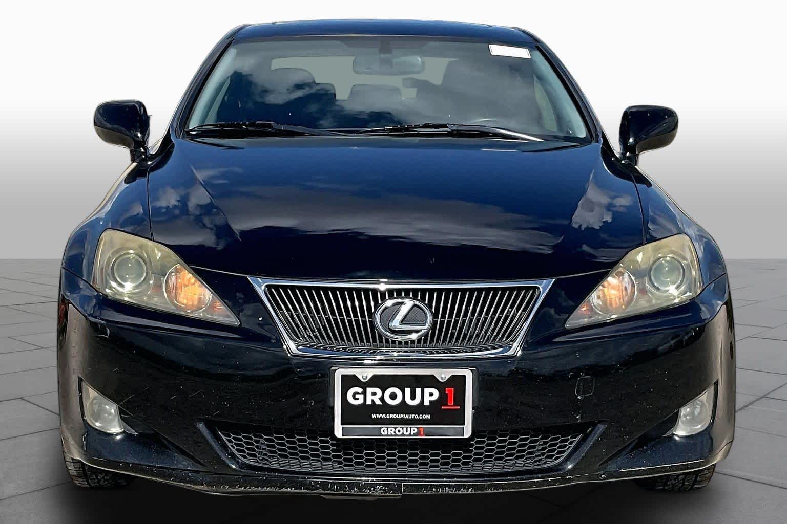 2007 Lexus IS 250 photo 3 of 30