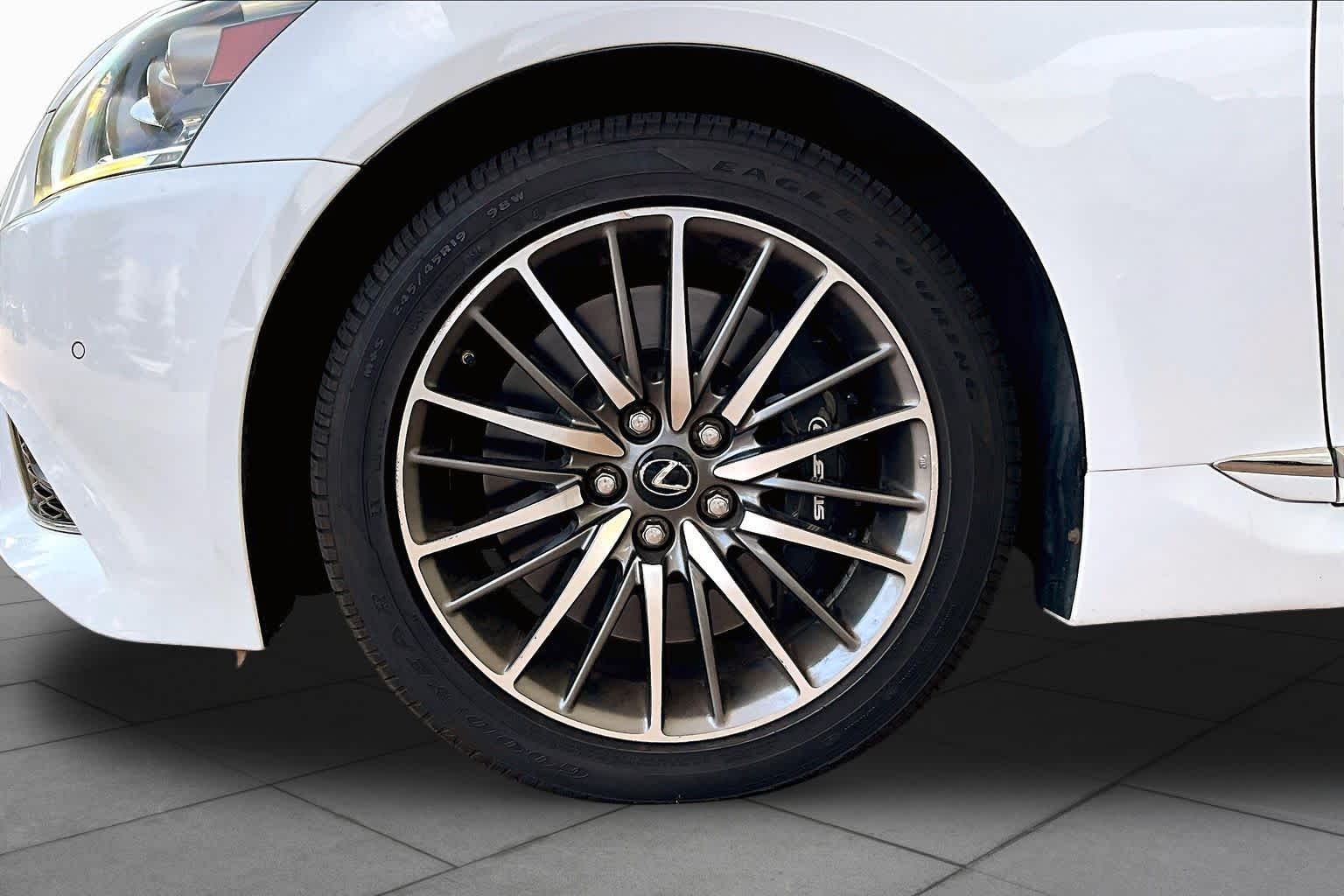 2013 Lexus LS 460  Ultra White at Beck & Masten Kia