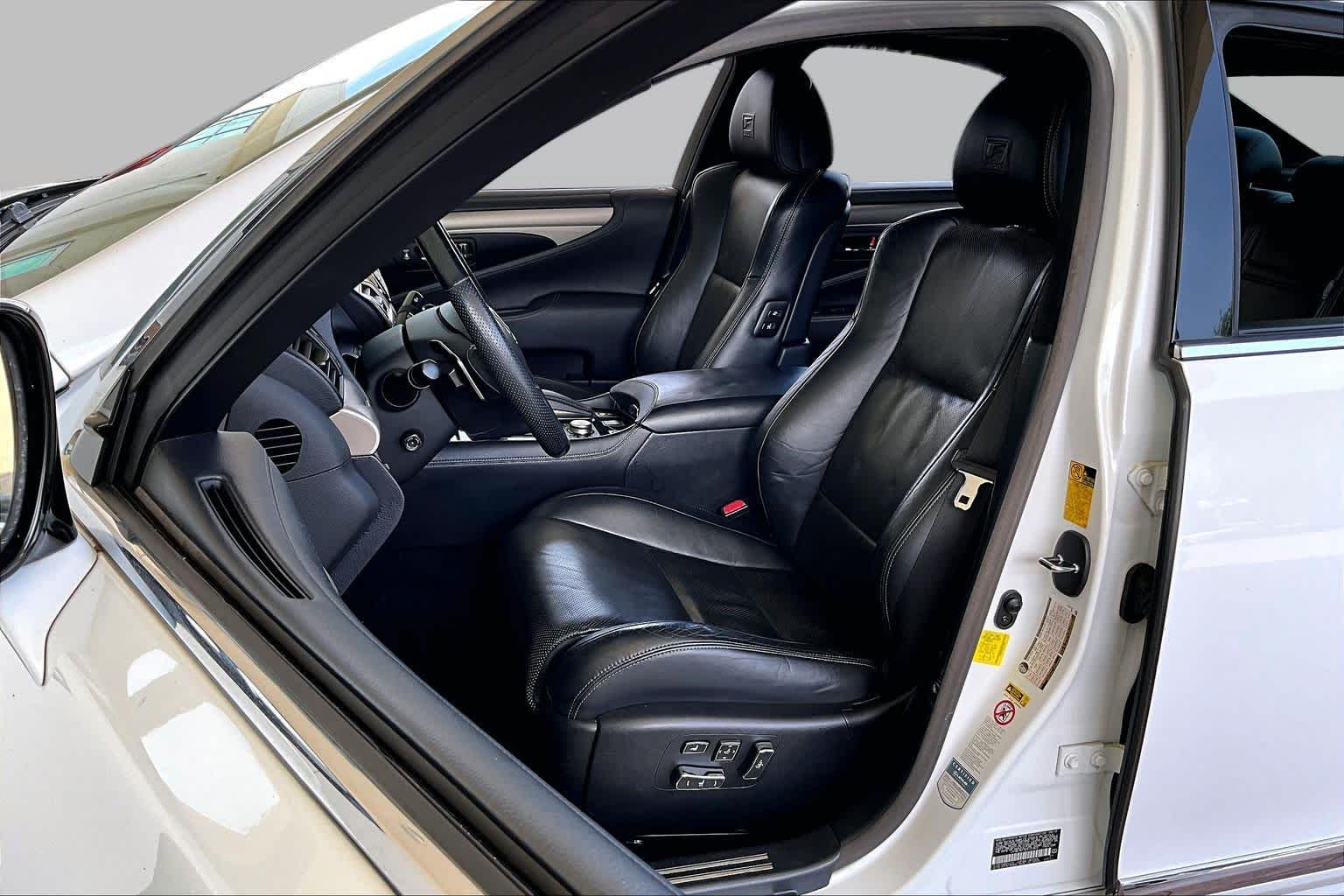 2013 Lexus LS 460  Ultra White at Beck & Masten Kia