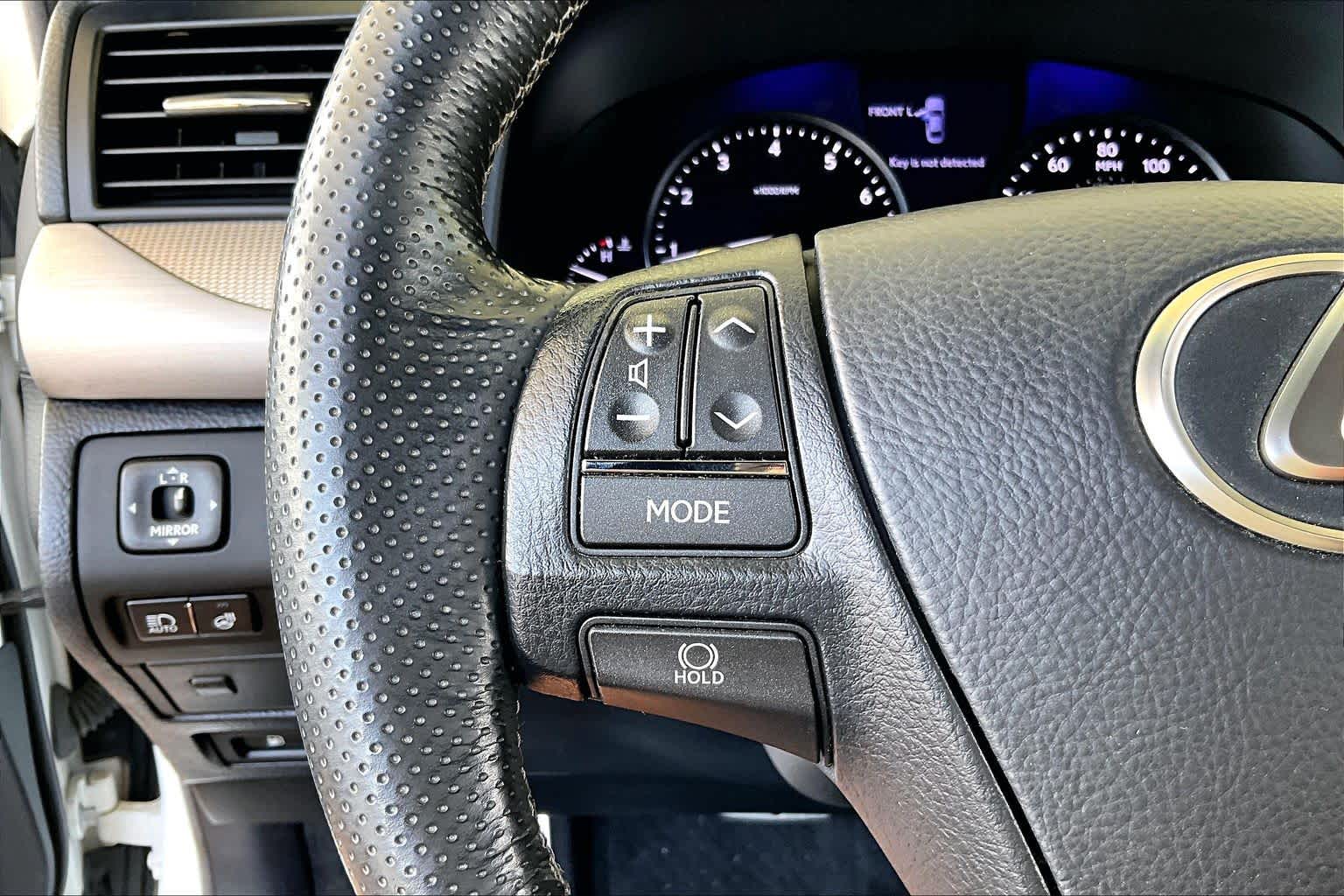 2013 Lexus LS 460  Ultra White at Beck & Masten Kia