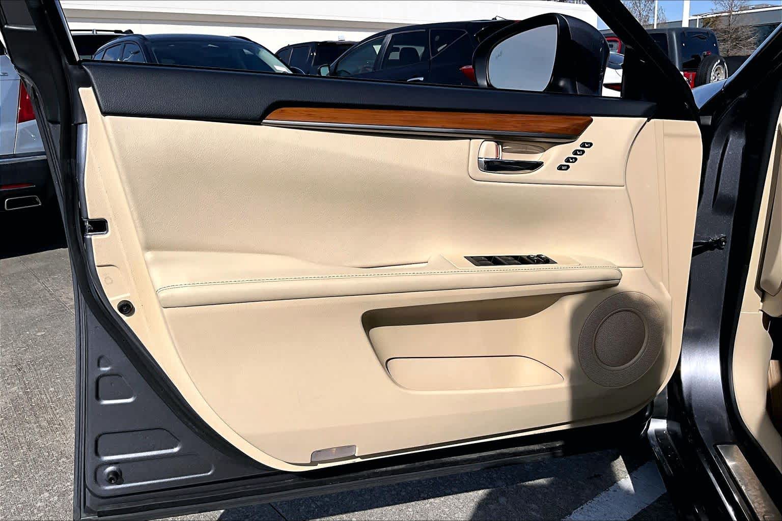 2014 Lexus ES 300h  Hybrid  Nebula Gray Pearl at AutoNation USA Katy