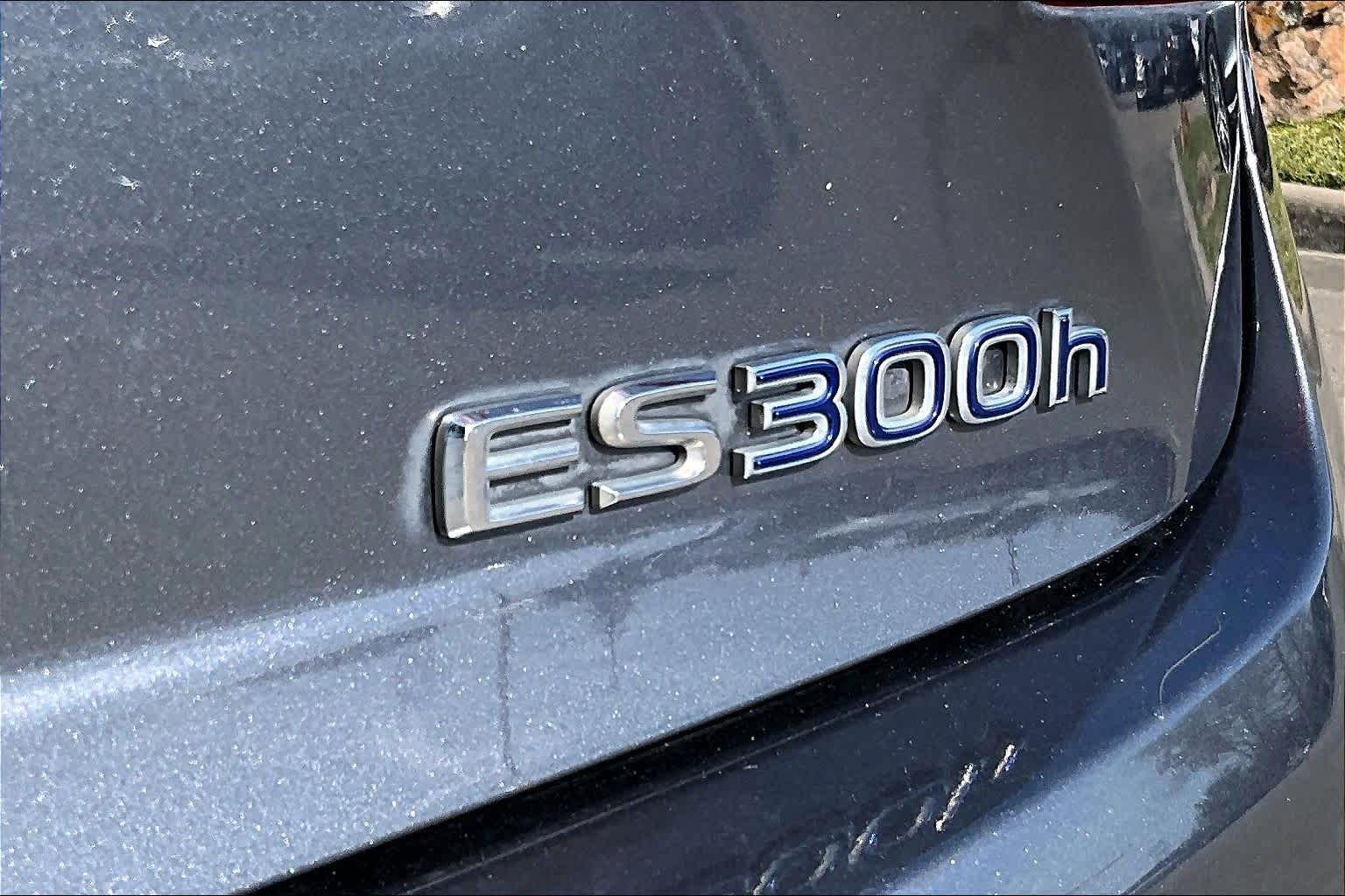 2014 Lexus ES 300h  Hybrid  Nebula Gray Pearl at AutoNation USA Katy