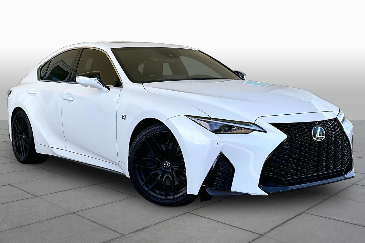 2023 Lexus IS 350 photo 3 of 34